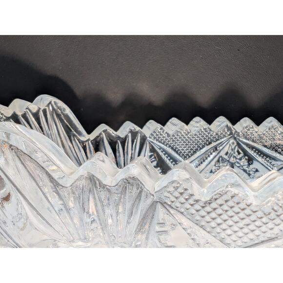 Antique Imperial Glass Co. Clear Pressed Glass Saw Tooth Edge Olive Relish Dish - Picture 6 of 8